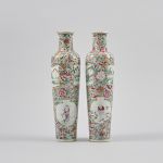 1095 2052 VASES